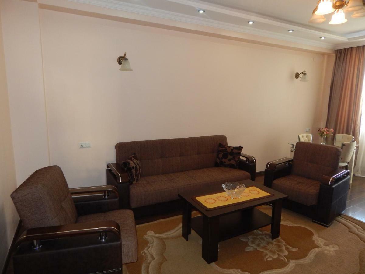 Apartment First Line From Sea Batumi Luaran gambar