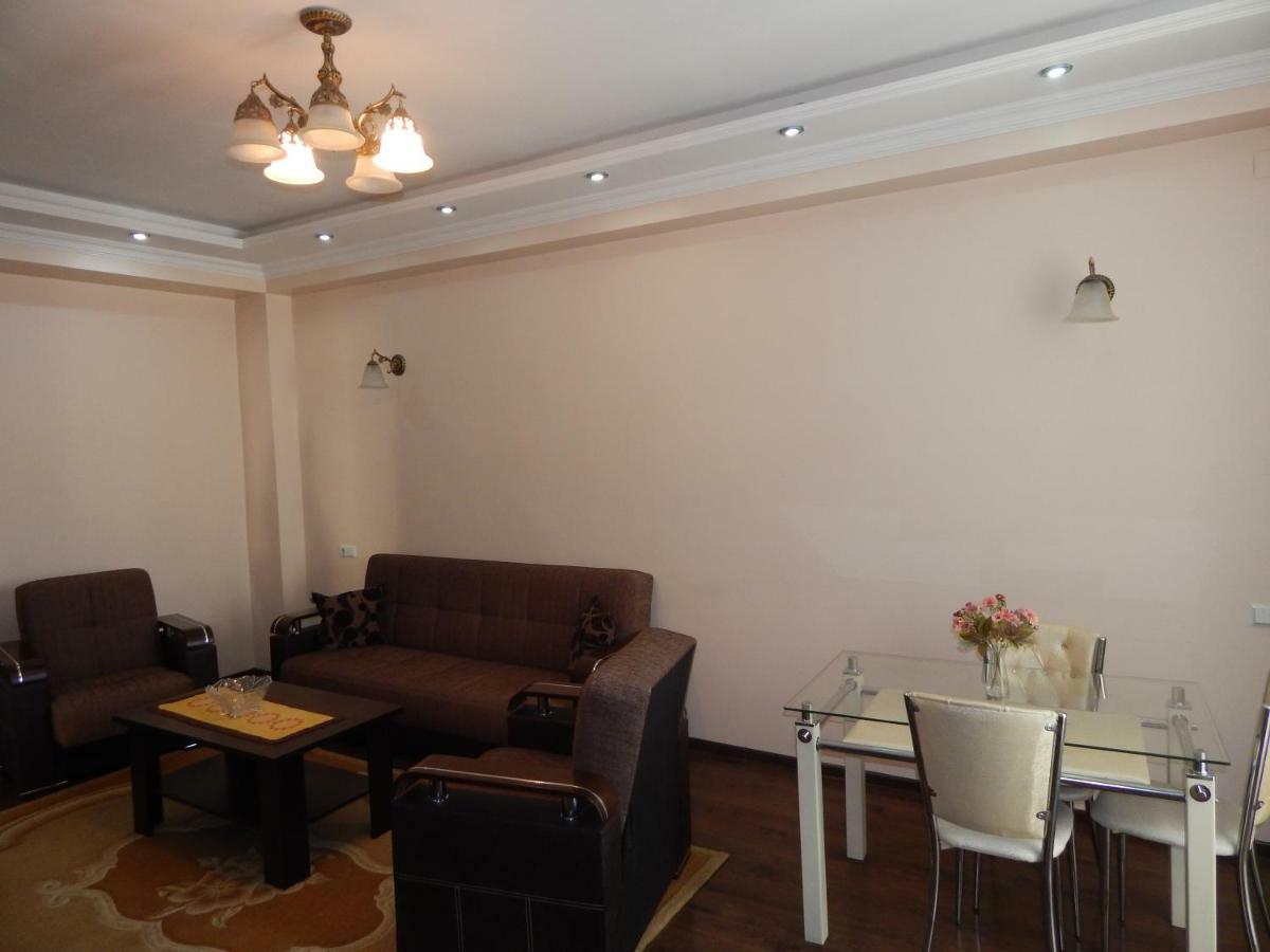 Apartment First Line From Sea Batumi Luaran gambar