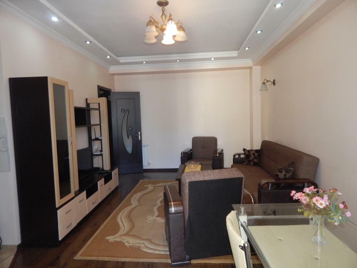 Apartment First Line From Sea Batumi Luaran gambar