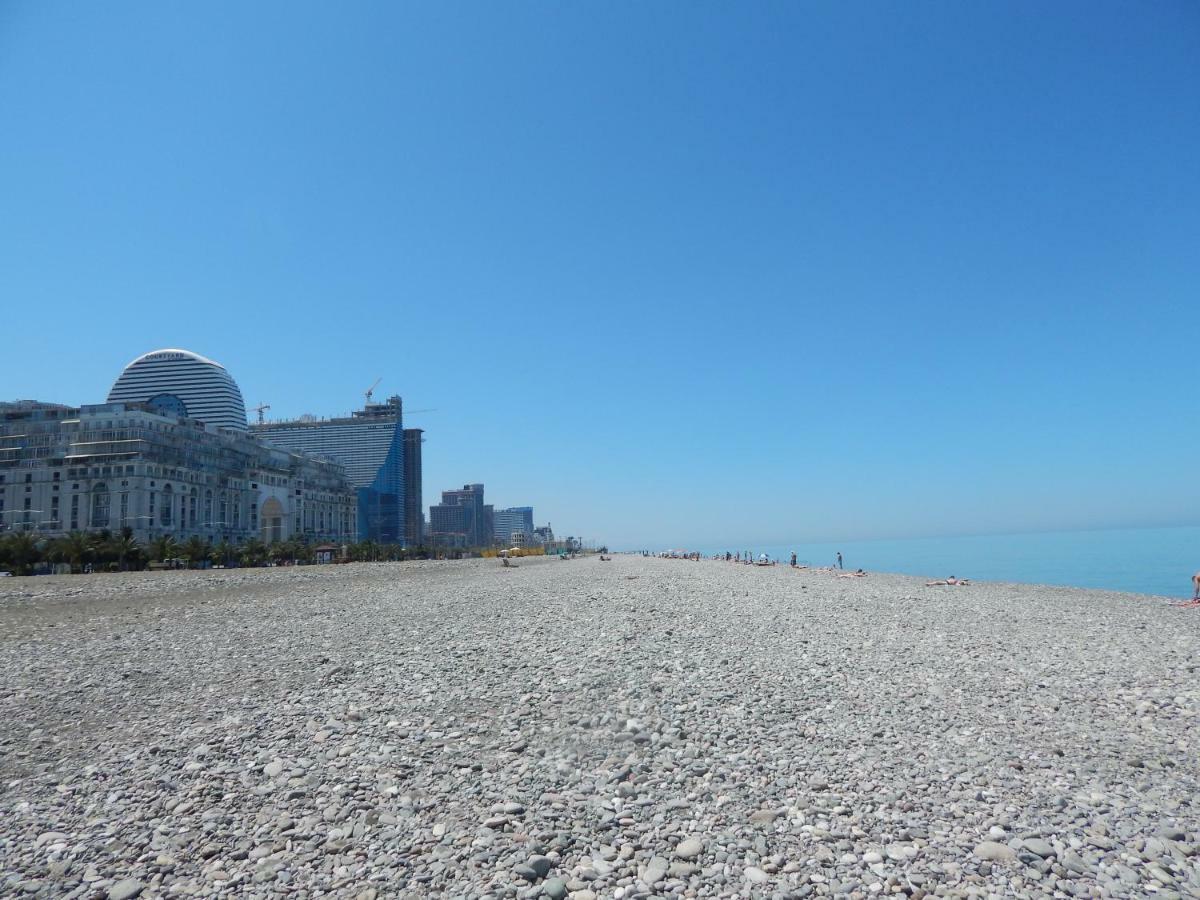 Apartment First Line From Sea Batumi Luaran gambar