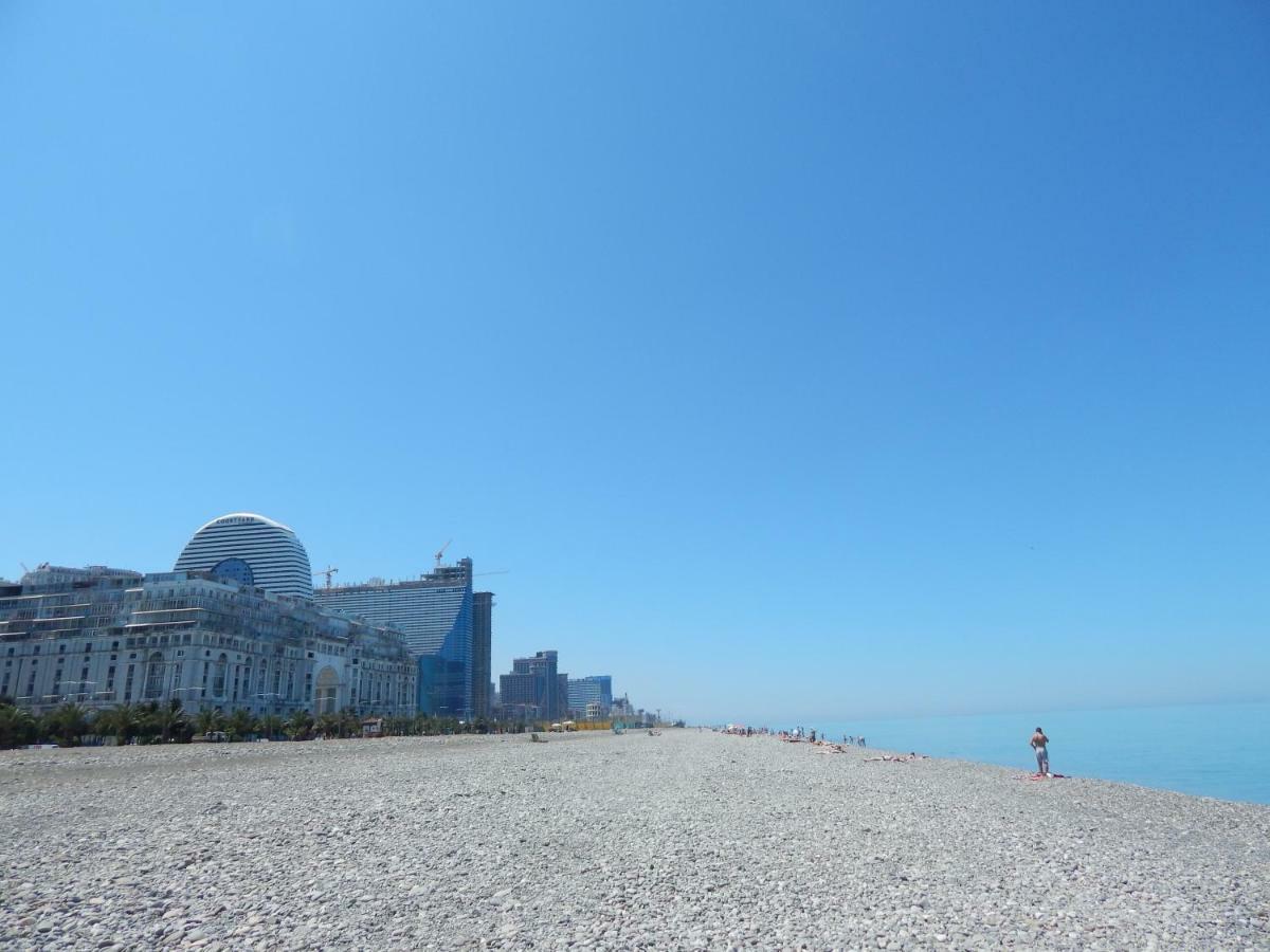 Apartment First Line From Sea Batumi Luaran gambar